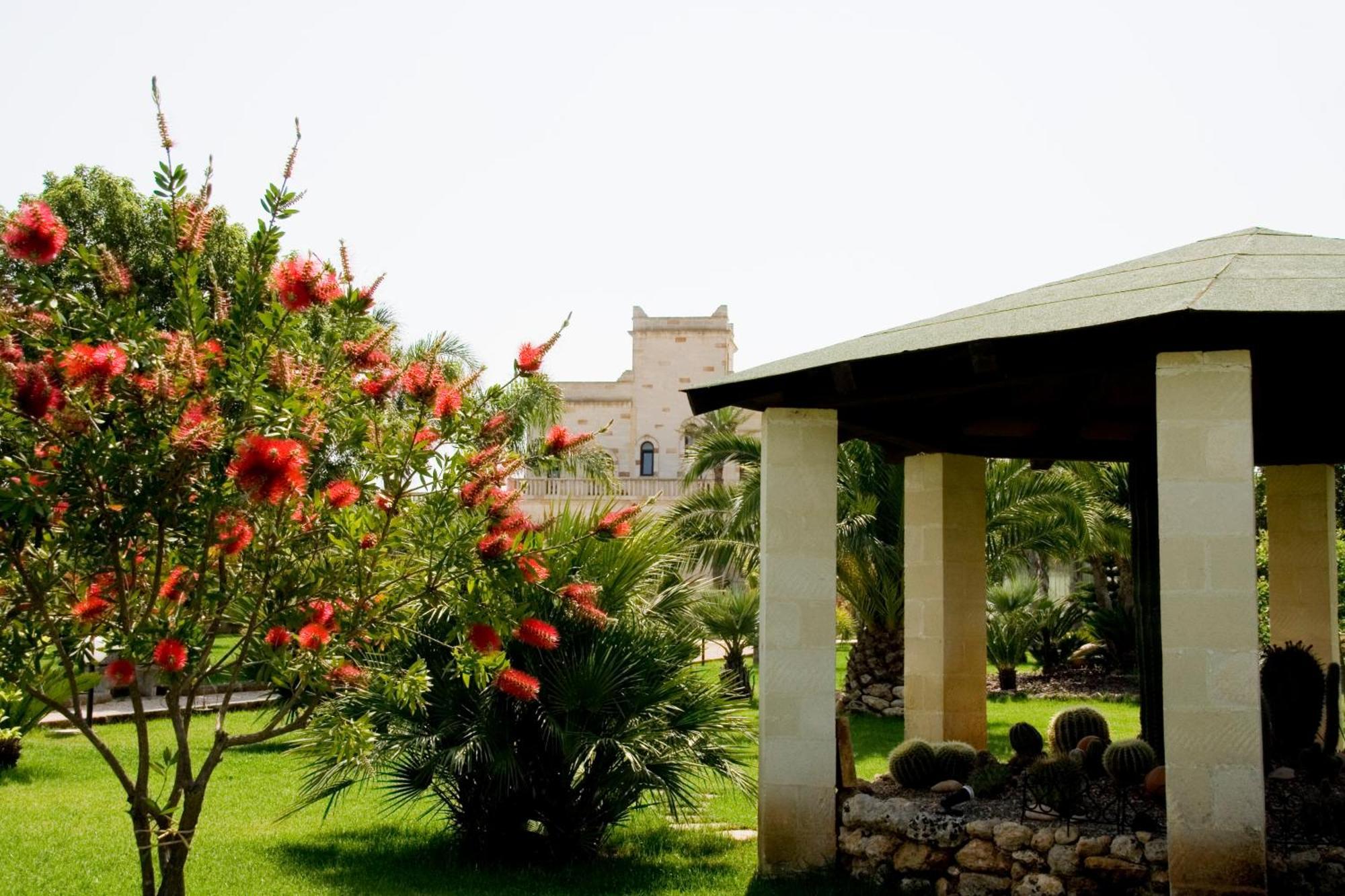 Hotel Masseria Grottella à Avetrana Extérieur photo